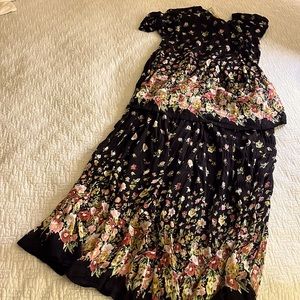 Black‎ Floral Crinkled 100% Rayon 2 Piece Set -American Connection-made in India